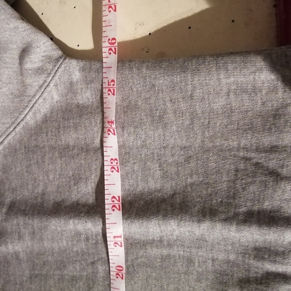 2/25 New men sweater shirt - Picture 5 of 7